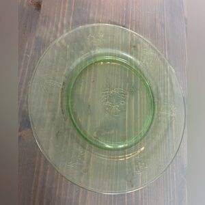 Vintage depression glass side plate
Uranium glass